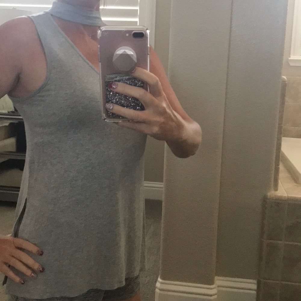 Gray tank